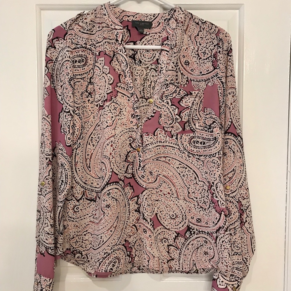 Limited Size S Paisley Blouse great for Spring!!🌷